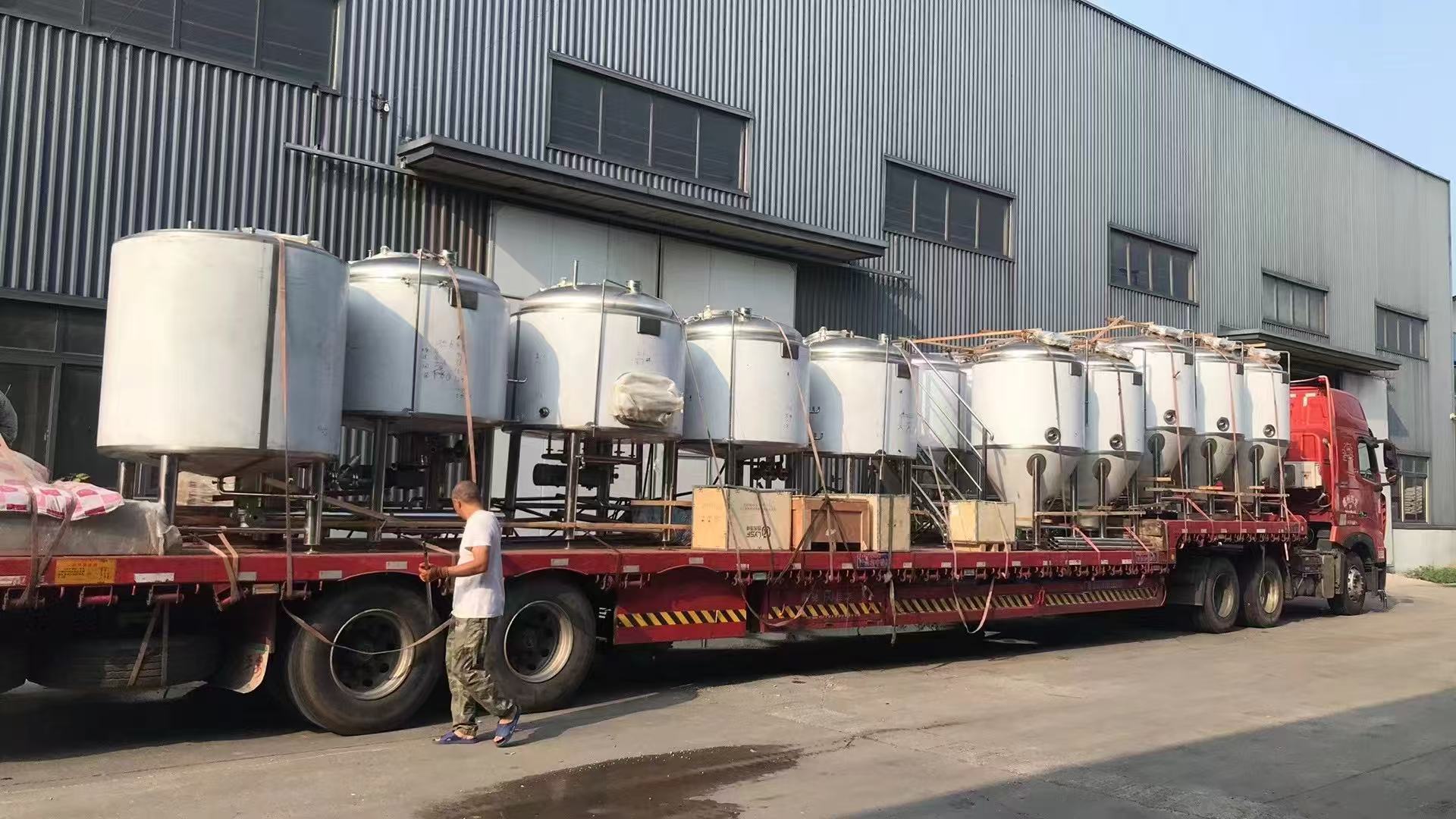 回民精酿啤酒设备厂—精酿啤酒设备制造：传承工艺与创新科技的交融